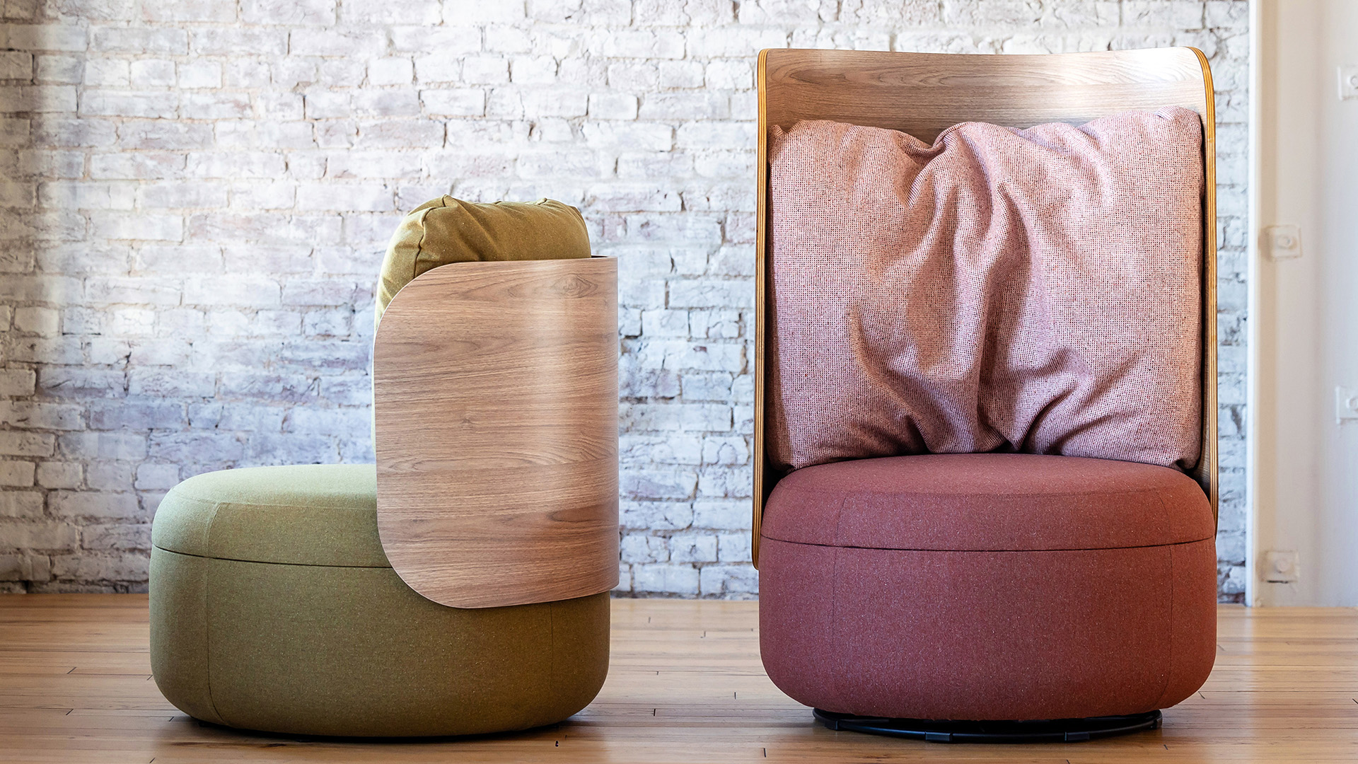 Dotti lounge chairs by Union Design
